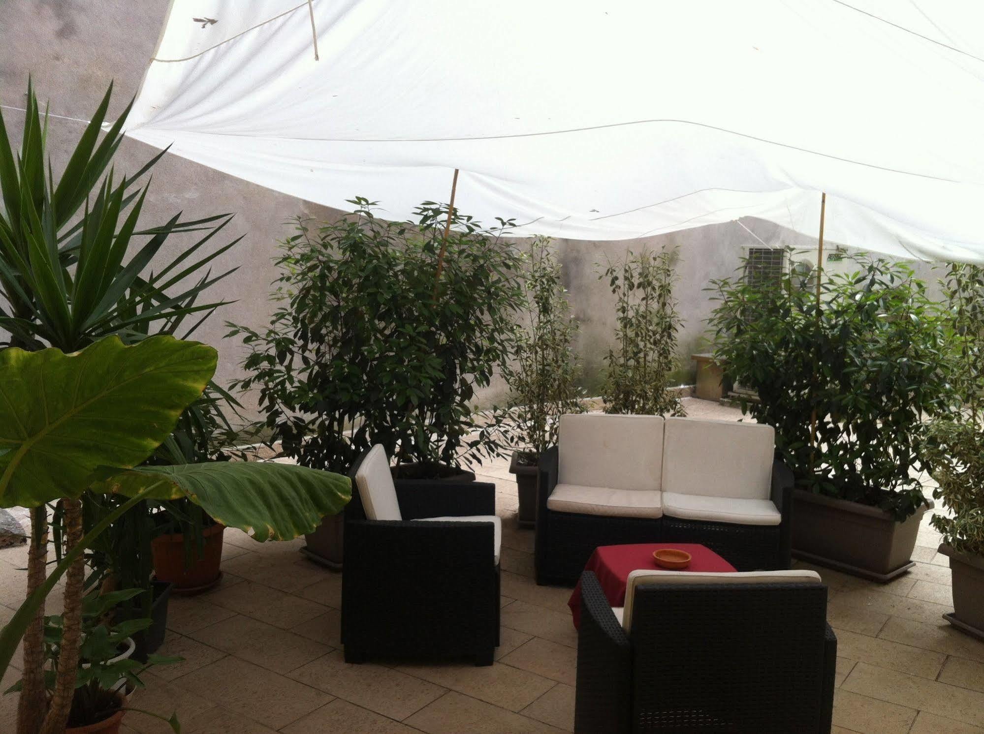 Romeo Design Rooms Verona Exterior photo
